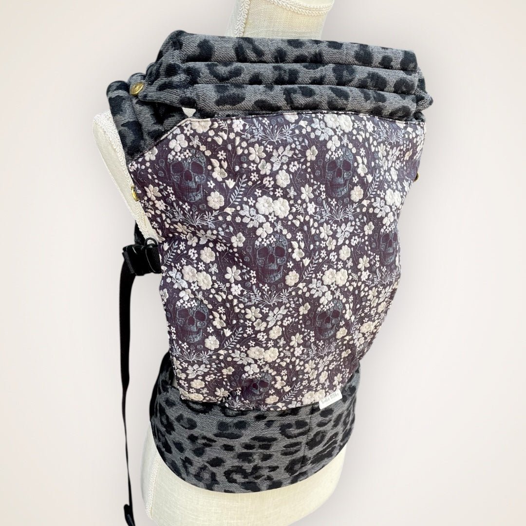 Single Panel Front Overlay on Artipoppe Zeitgeist Baby Carrier - Timber Stitches