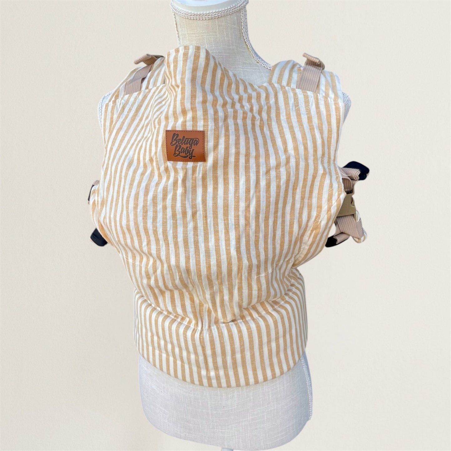 Beluga Baby Cove in Monaco - Baby Carrier for Rent - Timber Stitches