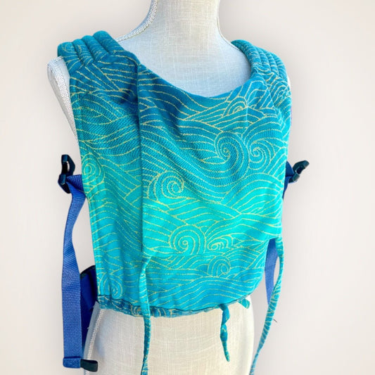 Oscha Bairn in Starry Night in Rei Alta - Baby Carrier for Rent - Timber Stitches